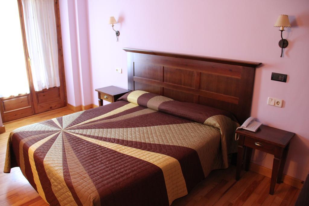 Hotel Rantiner Estación Екстериор снимка